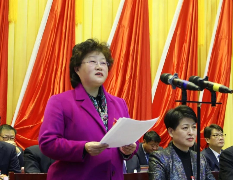 龙子湖区十八届人大一次会议胜利闭幕