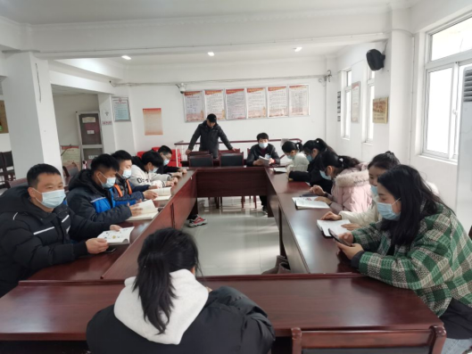 东风街道官塘社区：打造书香社区 畅享阅读之趣