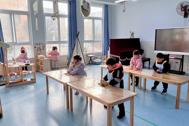 行知幼儿园开展"萌娃劳动"迎新年系列活动_蚌埠市龙子湖区人民政府