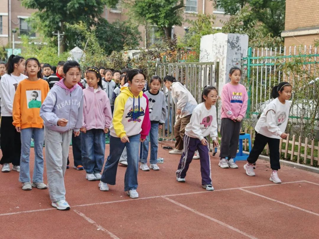 文雅学子展风采体质监测助成长